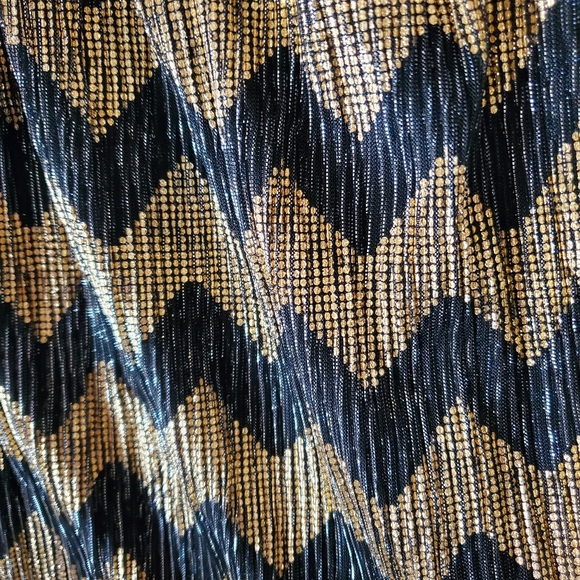 Guess Metallic Chevron dress - Picture 7 of 7